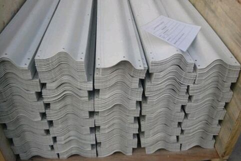 ��������F��