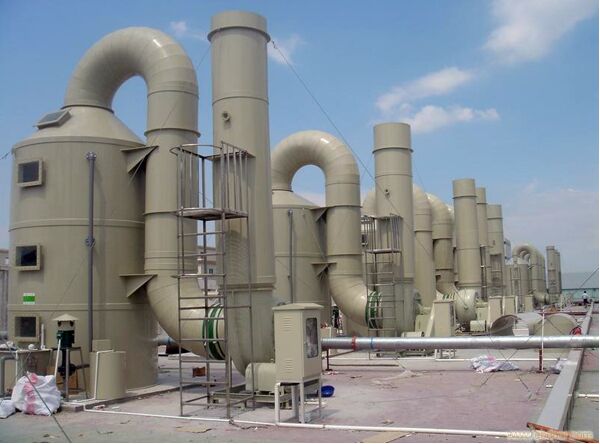 玻璃鋼凈化塔施工現場